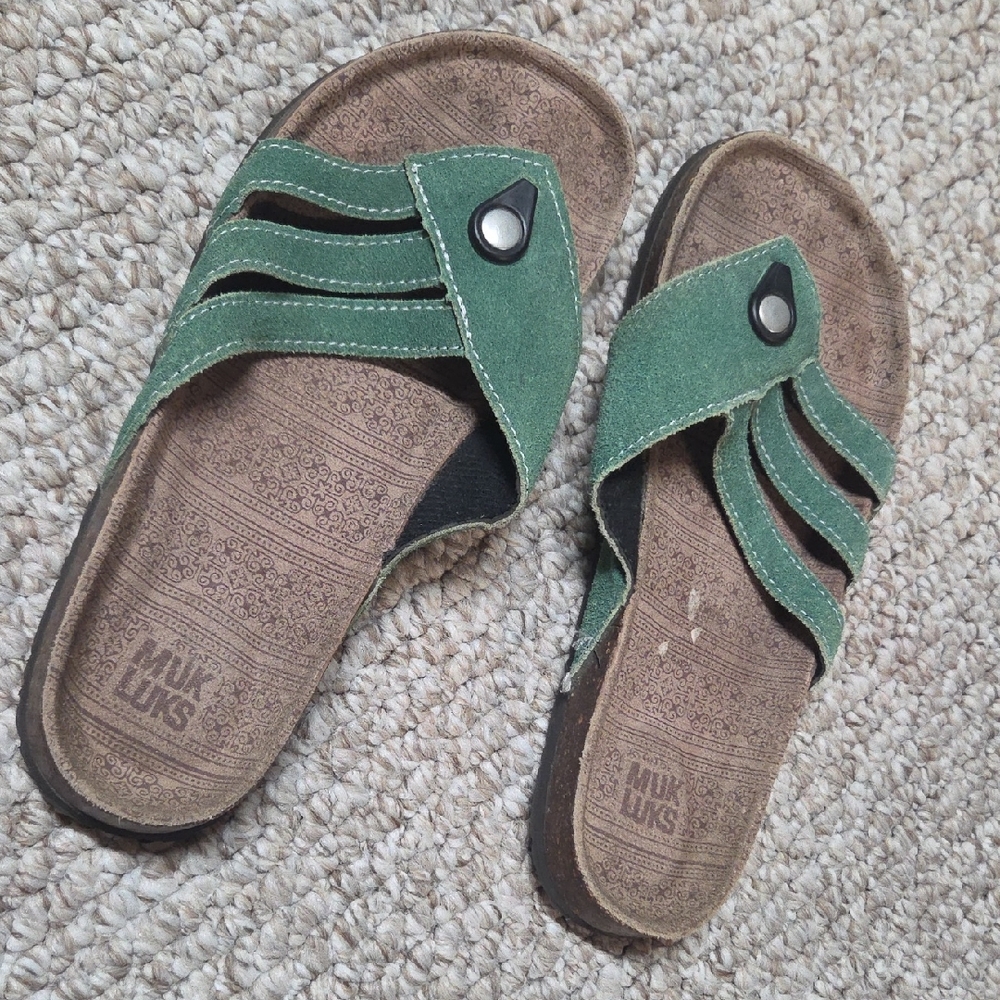 Muk Luks Suede Pippen Sandals
